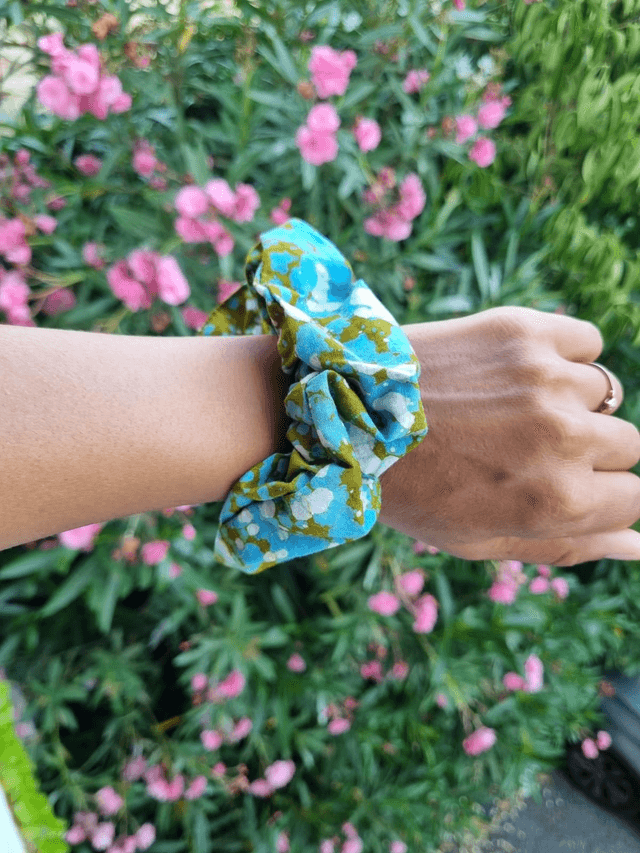 Chouchou motif pluie d'espoir 💚
